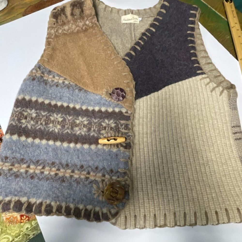 Baabaa Zuzu size L 100% vintage wool handmade vest. Art to wear boho